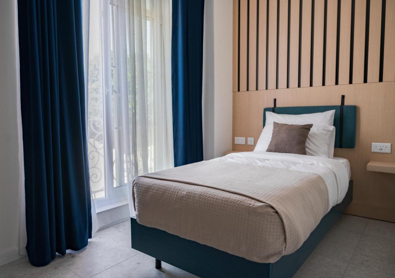 Townhouse17 Boutique Bed & Breakfast Victoria Dış mekan fotoğraf